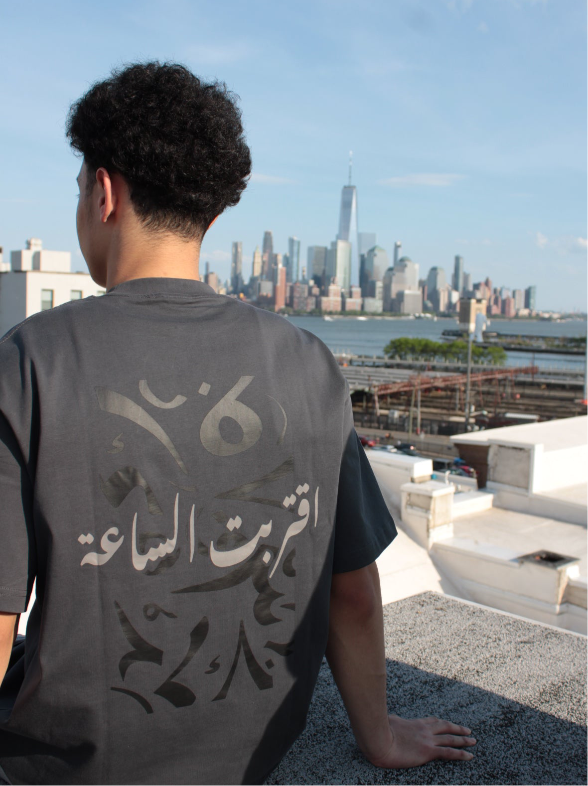 SMOKE HOUR TEE